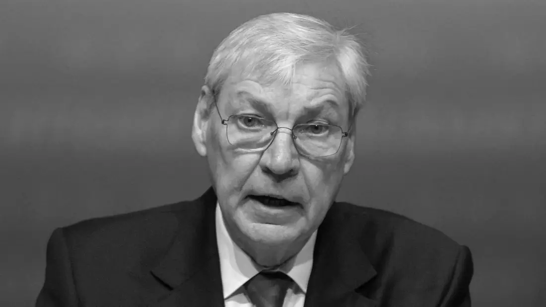 Der Deutsche Gewerkschaftsbund meldet den Tod seines langjährigen Vorsitzenden Michael Sommer. (Archivbild) - Bild: Rainer Jensen/dpa