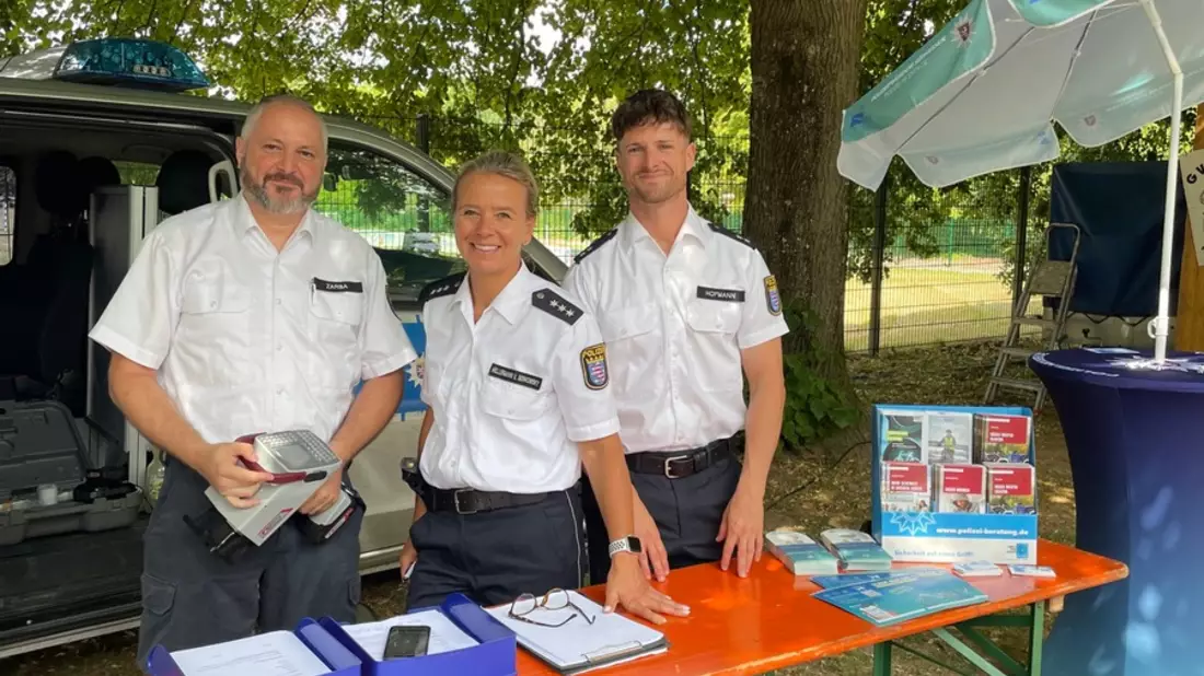 POL-DA: Mörlenbach/Bensheim: 59 Fahrräder codiert/Weitere Fahrradcodierung in Bensheim - Bild: presseportal.de