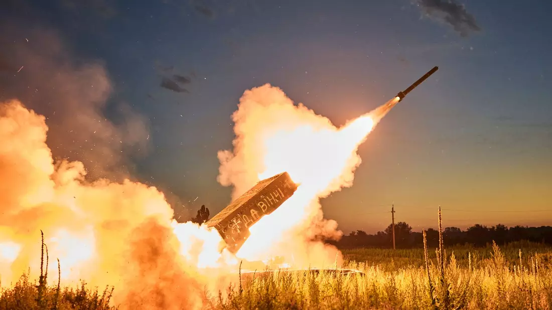 Die Kämpfe in der Region Luhansk laufen seit mehr als drei Jahren. (Archivbild) - Bild: LIBKOS/AP/dpa