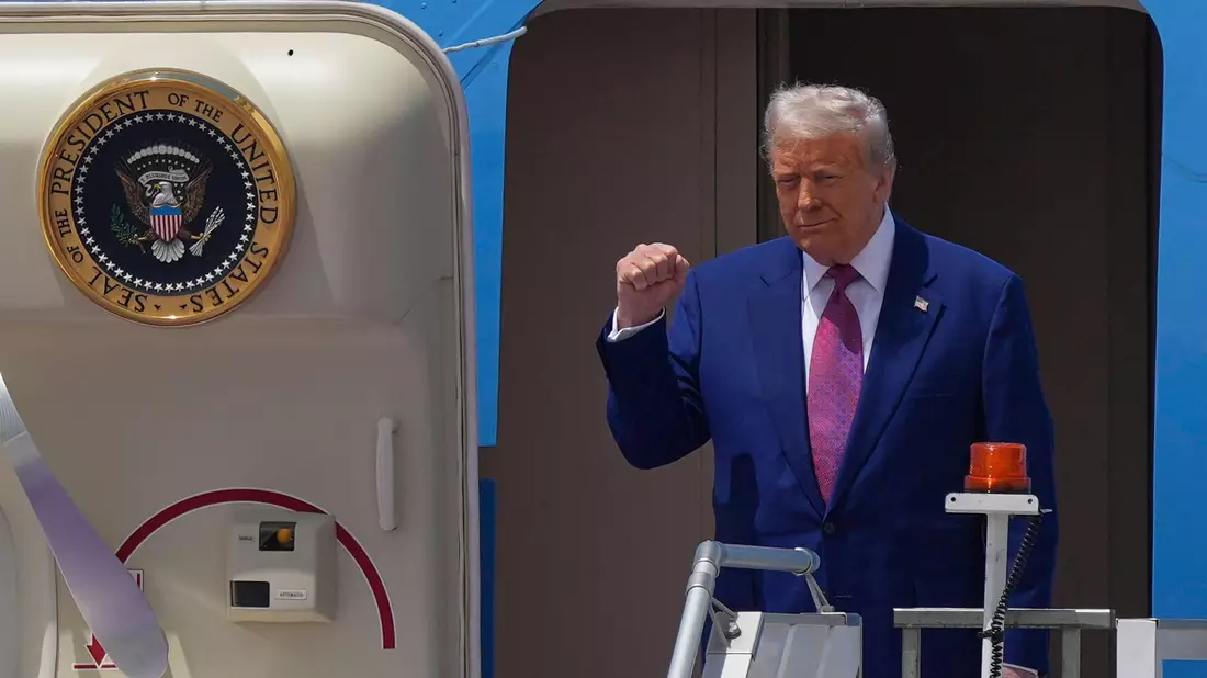 Trump kündigte auf seiner Nahostreise an, alle Sanktionen gegen Syrien aufzuheben. (Archivbild) - Bild: Alex Brandon/AP/dpa