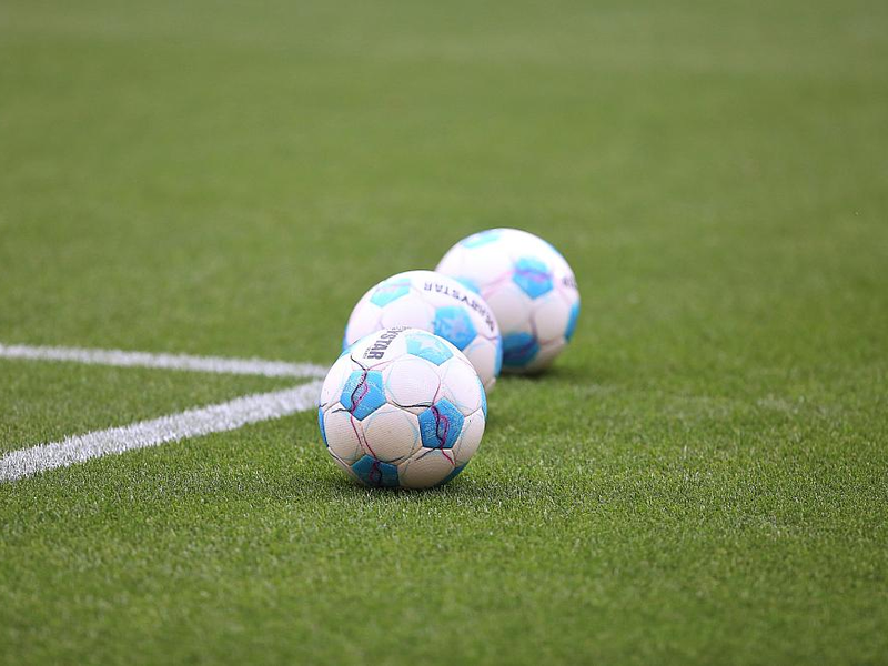 Fußbälle (Archiv) - Foto: über dts Nachrichtenagentur