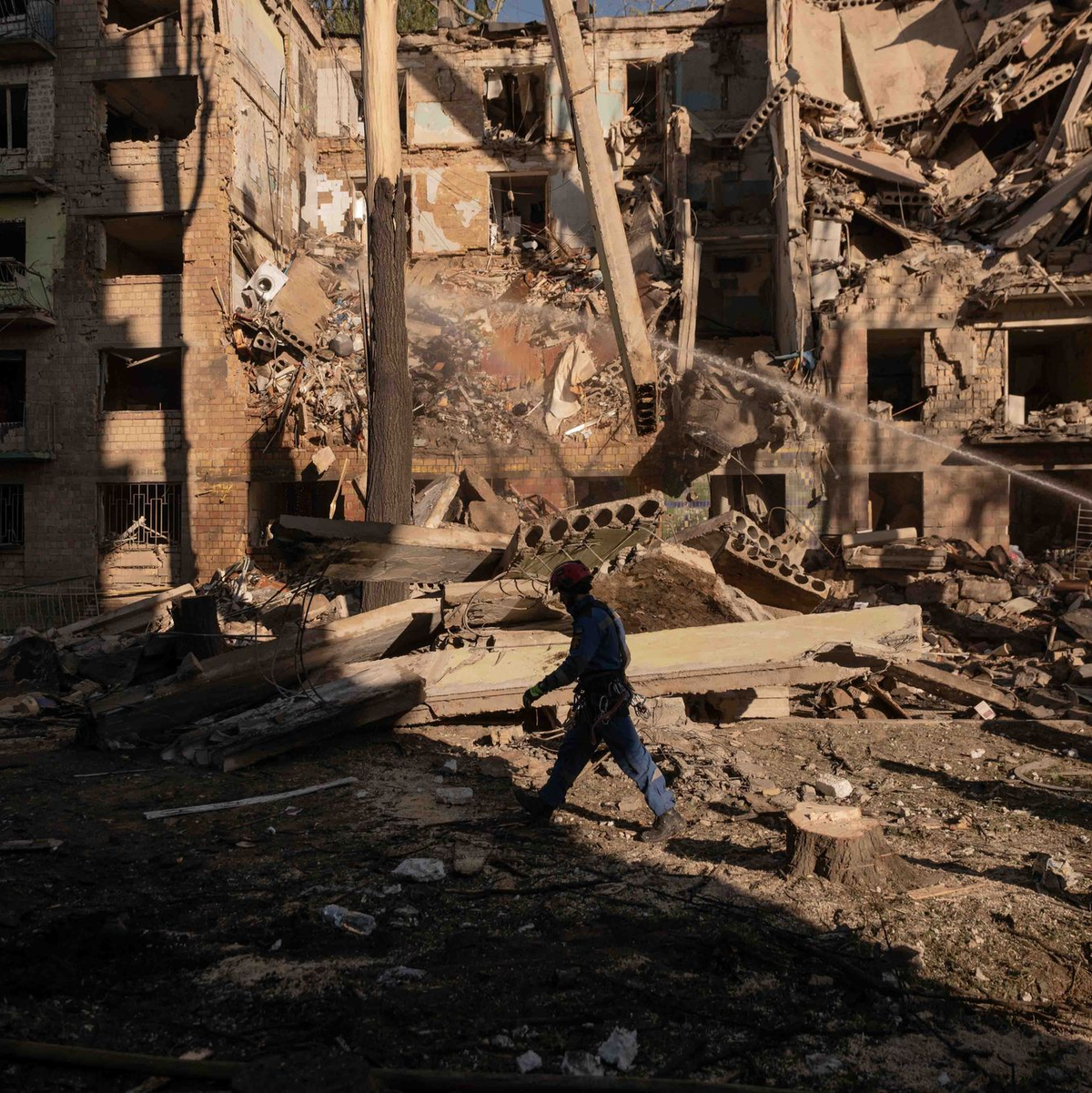 Besonders hart traf der Angriff Kiew. - Foto: Svet Jacqueline/ZUMA Press Wire/dpa