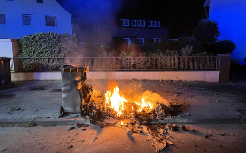 POL-SO: Mülltonnenbrand am Hellinghäuser Weg - Foto: presseportal.de