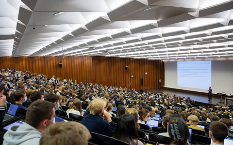 Die Zahl der Studiengänge ohne Zugangsbeschränkungen steigt in Deutschland weiter an. (Archivbild) - Foto: Rolf Vennenbernd/dpa Die Zahl der Studiengänge ohne Zugangsbeschränkungen steigt in Deutschland weiter an. (Archivbild) - Foto: Rolf Vennenbernd/dpa
