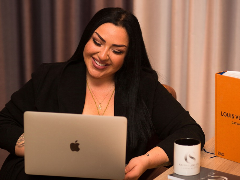 Von toxischen Beziehungen in die SelbststÀndigkeit: Wie Frauen im Fairy Business Club neue Freiheit finden - Foto: presseportal.de