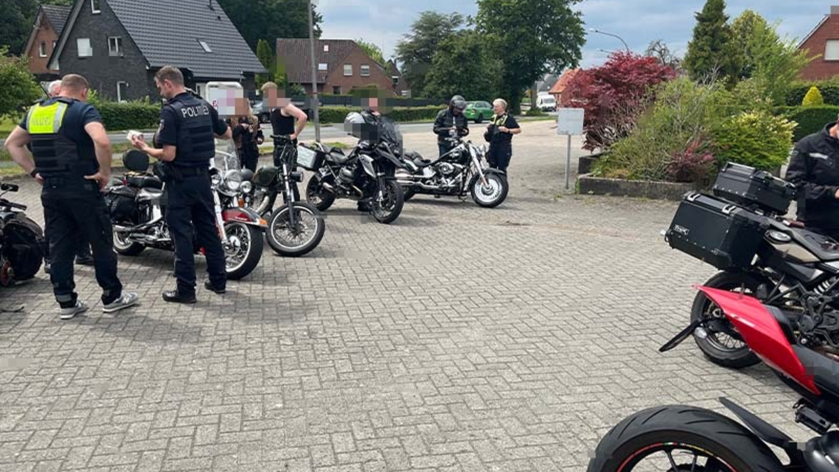 POL-ST: Hörstel, Schwerpunktkontrollen Kradfahrer Rund 100 kontrollierte Motorräder - Foto: presseportal.de