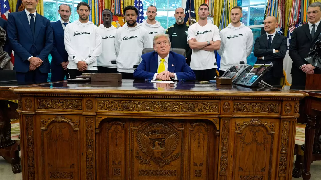 Zu Gast im Oval Office bei US-Präsident Donald Trump: WM-Teilnehmer Juventus Turin. - Bild: Alex Brandon/AP/dpa