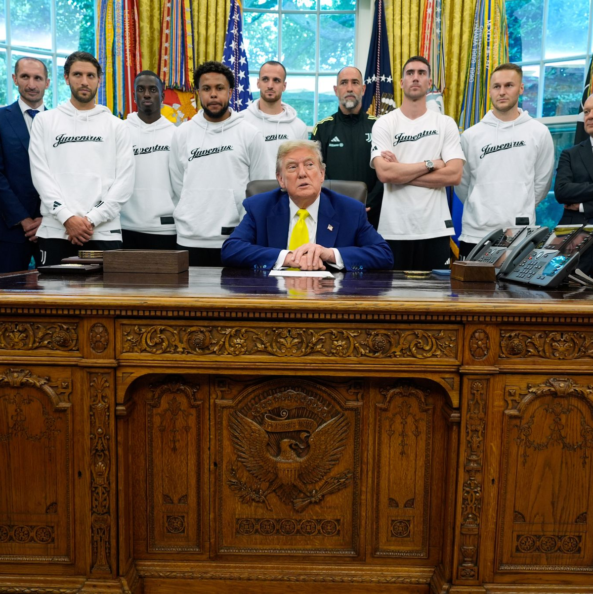 Zu Gast im Oval Office bei US-Präsident Donald Trump: WM-Teilnehmer Juventus Turin. - Foto: Alex Brandon/AP/dpa