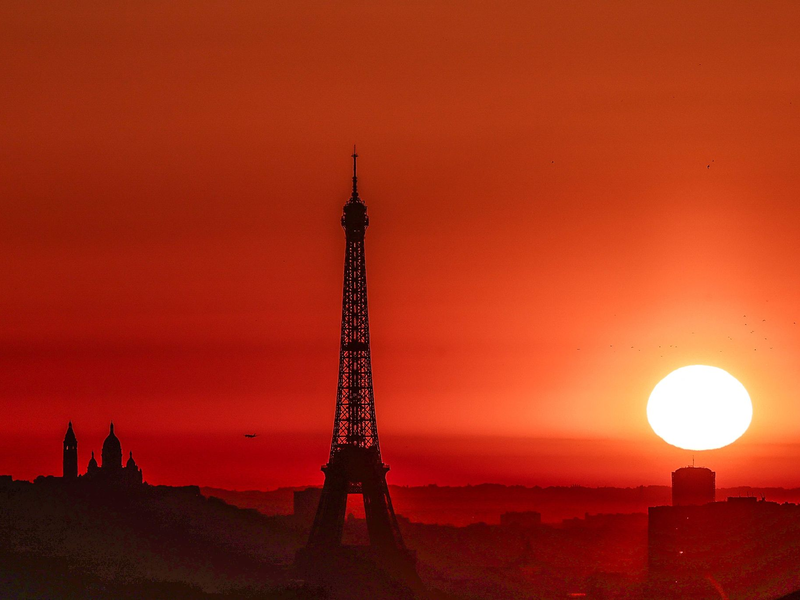 Die Hitzewelle hat Frankreich voll im Griff. - Foto: Thibaud Moritz/AFP/dpa