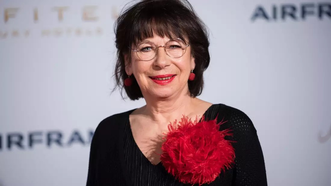 Monika Hansens Tod sorgte für Trauer. Vor allem ihre Schauspielkolleginnen würdigten sie als herzliche, fröhliche und starke Frau. (Archivbild) - Bild: picture alliance / dpa