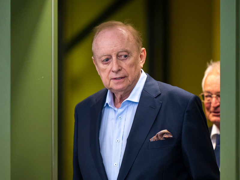 Seine früheren Firmen schulden Gläubigern Millionen Euros.  - Foto: Peter Kneffel/dpa