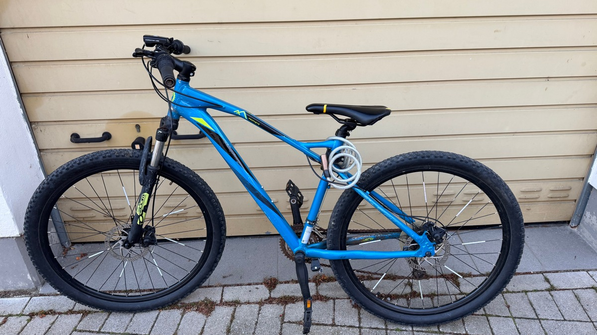 POL-HK: Schneverdingen: Zeugen zu Unfall gesucht; Walsrode: Fahren ohne Fahrerlaubnis; Munster/Schneverdingen: Einbrüche; Walsrode: Eigentümer zu Fahrrad gesucht (FOTO) - Foto: presseportal.de