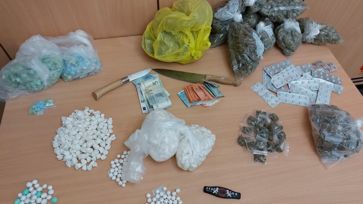 POL-HB: Nr.: 0420 --Zivilkräfte überführen Drogendealer-- - Foto: presseportal.de