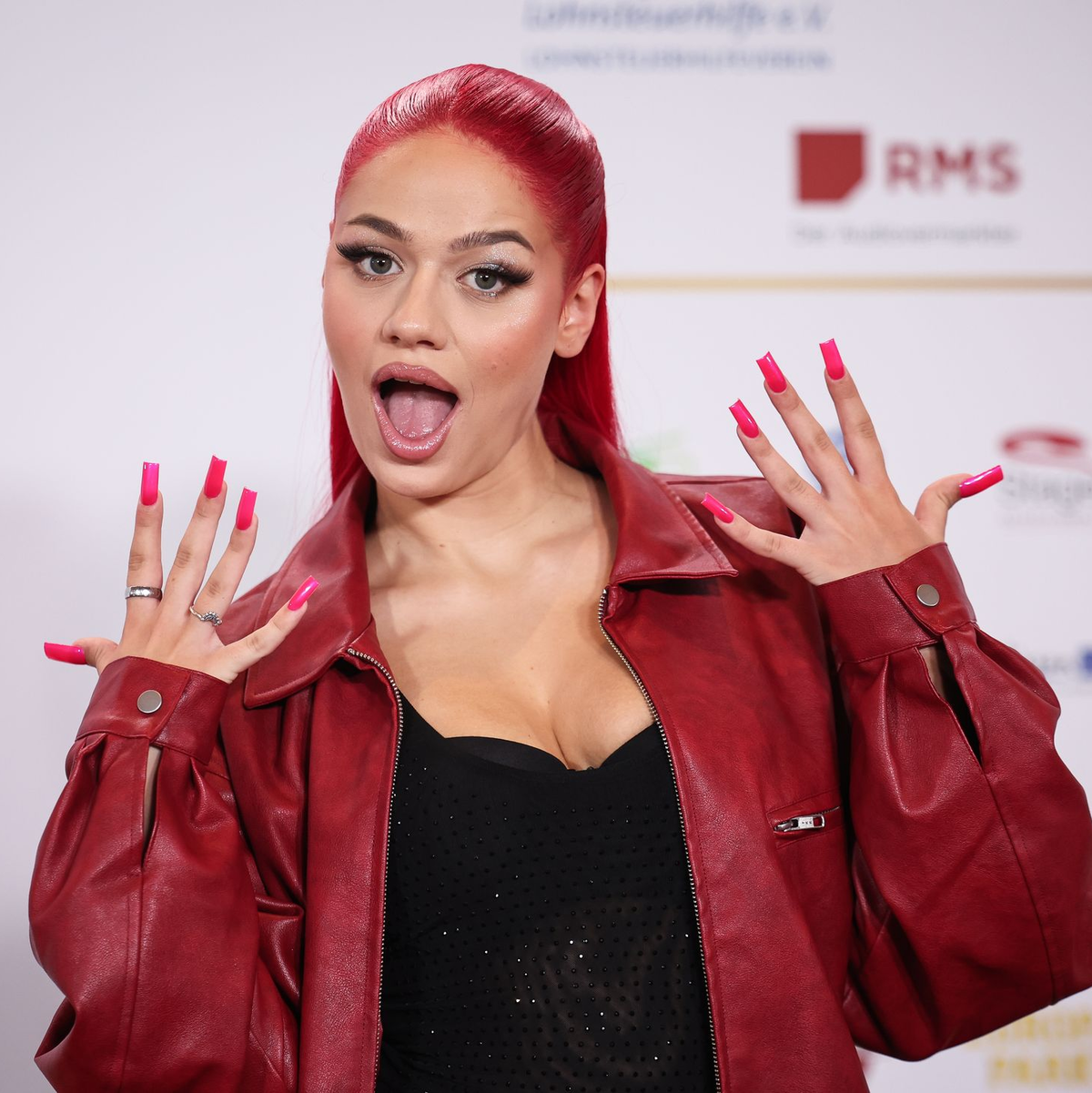 Rapperin Badmómzjay: «Das Klischee, was mich am meisten über Frauen im Rap nervt, ist, dass wir nicht rappen können.» (Archivbild) - Foto: Christian Charisius/dpa