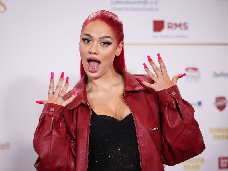 Rapperin Badmómzjay: «Das Klischee, was mich am meisten über Frauen im Rap nervt, ist, dass wir nicht rappen können.» (Archivbild) - Foto: Christian Charisius/dpa