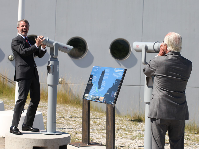 Verbindet seit 25 Jahren Dänemark und Schweden: die Öresundbrücke. - Foto: Steffen Trumpf/dpa