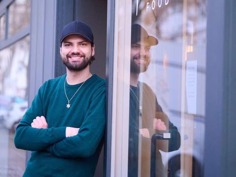 Jimi Blue Ochsenknecht muss sich wegen mutmaßlichen schweren Betrugs vor dem Landgericht Innsbruck verantworten. (Archivbild) - Foto: Annette Riedl/dpa