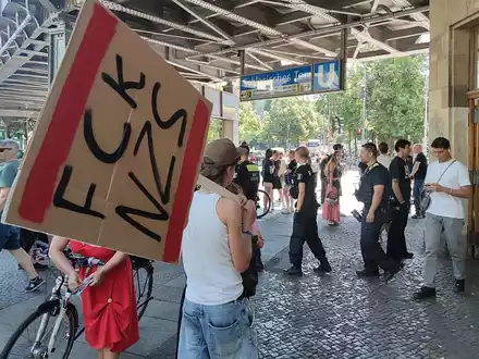 Demo gegen AfD-Politiker in Kreuzberg am 01.07.2025 - Foto: über dts Nachrichtenagentur