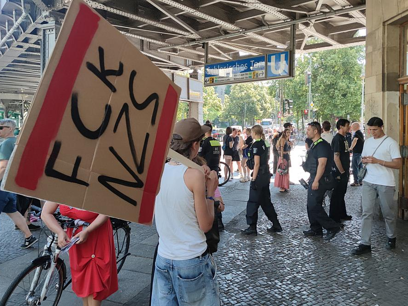 Demo gegen AfD-Politiker in Kreuzberg am 01.07.2025 - Foto: über dts Nachrichtenagentur
