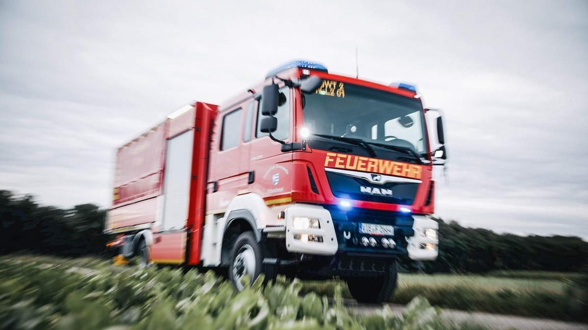 FFW Schwalmtal: Rauchmelder schlägt rechtzeitig an - Entstehungsbrand in Mehrfamilienhaus zügig unter Kontrolle - Foto: presseportal.de
