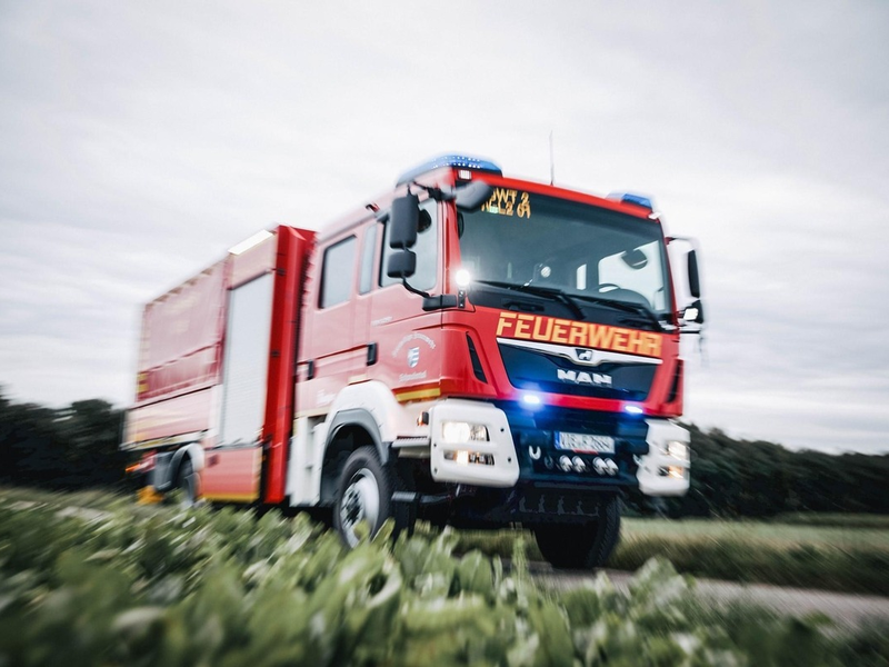 FFW Schwalmtal: Rauchmelder schlägt rechtzeitig an - Entstehungsbrand in Mehrfamilienhaus zügig unter Kontrolle - Foto: presseportal.de