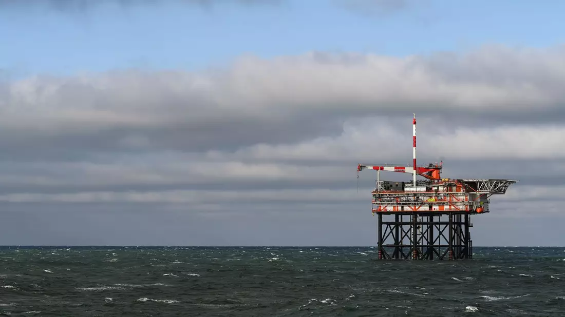 Das Unternehmen One-Dyas will Gas vor der Nordseeinsel Borkum fördern. - Bild: Lars Penning/dpa