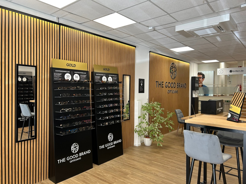 Designerbrillen für alle - THE GOOD BRAND OPTICIANS by brillen.de vergibt Markenfassungen auf Ratenzahlung - Foto: presseportal.de