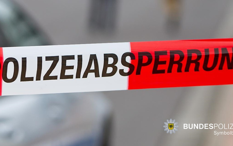 Bundespolizeidirektion München: S-Bahn wegen Koffer geräumt / Entschärfer geben Entwarnung - Foto: presseportal.de Bundespolizeidirektion München: S-Bahn wegen Koffer geräumt / Entschärfer geben Entwarnung - Foto: presseportal.de