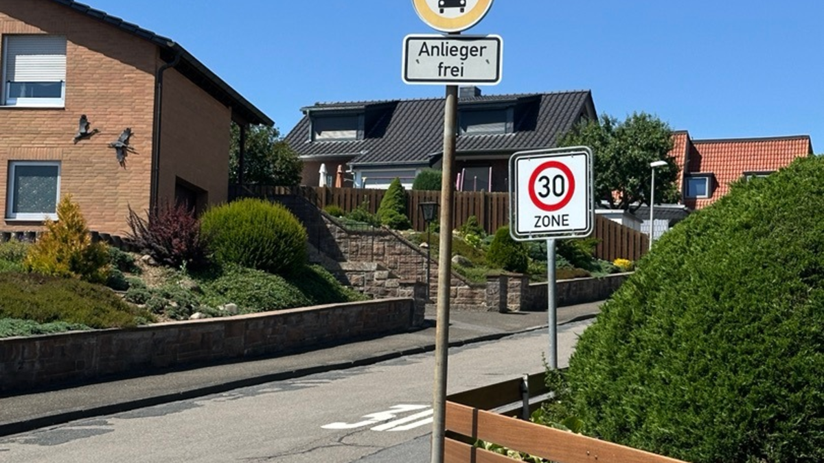 POL-HI: Erneut Verstöße im Karl-Burgdorf-Weg in Heinde geahndet - Foto: presseportal.de