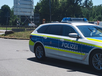 POL-OF: Kontrolle des Schwerlastverkehrs: jeder dritte kontrollierte Laster wies Mängel auf; Radler schubste Passant zu Boden; Kollision zweier Autos im Kreisverkehr und mehr - Foto: presseportal.de