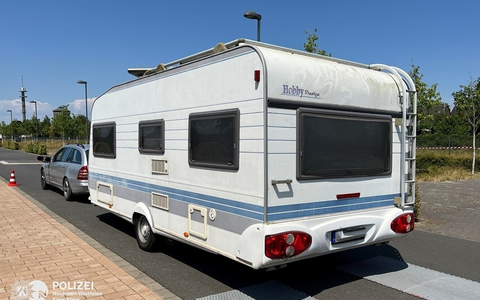 POL-KLE: Kreis Kleve - Sicher in den Urlaub mit dem Wohnmobil oder dem Wohnwagen / Kostenlose Beratung und Verwiegung der Fahrzeuge durch die Polizei - Foto: presseportal.de POL-KLE: Kreis Kleve - Sicher in den Urlaub mit dem Wohnmobil oder dem Wohnwagen / Kostenlose Beratung und Verwiegung der Fahrzeuge durch die Polizei - Foto: presseportal.de