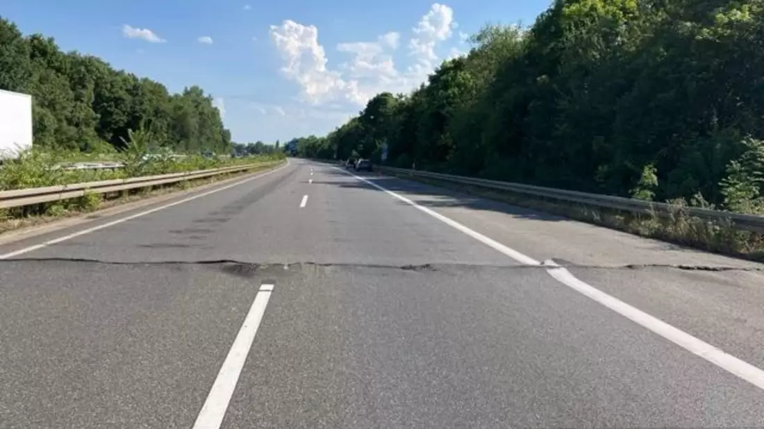 POL-DA: Bensheim: Fahrbahndecke auf A5 hebt sich hitzebedingt - Bild: presseportal.de