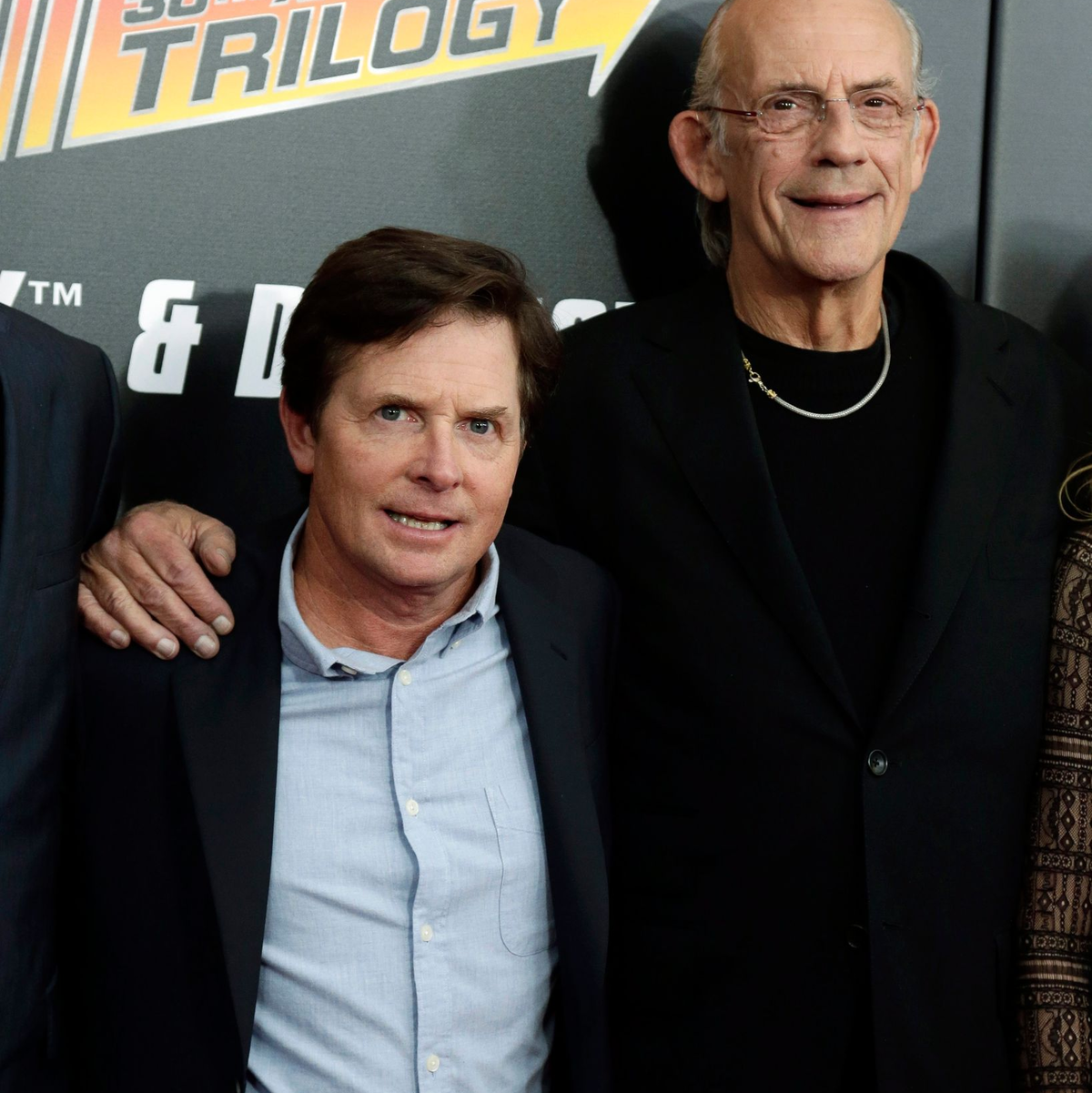 Michael J. Fox und Christopher Lloyd - hier vor zehn Jahren - wurden durch «Zurück in die Zukunft» zu Hollywood-Weltstars. (Archivbild) - Foto: Jason Szenes/EPA/dpa