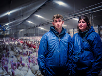 Sänger Tom Twers rettet Puten aus Mastanlage - ANINOVA deckt grausame Zustände auf - Foto: presseportal.de