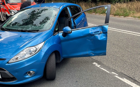POL-RBK: Overath - Zwei Verletzte bei Verkehrsunfall zwischen Pkw und Pedelec - Foto: presseportal.de POL-RBK: Overath - Zwei Verletzte bei Verkehrsunfall zwischen Pkw und Pedelec - Foto: presseportal.de