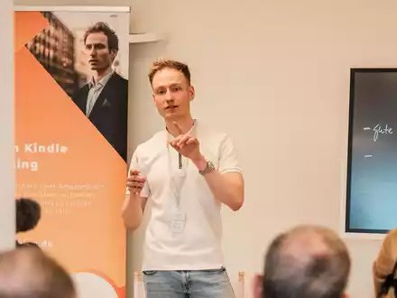 Cedric Mattig von der NiCe Publishing Consulting GmbH über die Zukunft des Amazon KDP: Chancen und Herausforderungen - Foto: presseportal.de