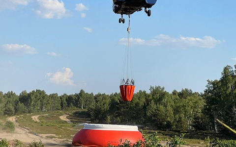BPOLD 11: Erneute Unterstützung aus der Luft: Bundespolizei bei Brandbekämpfung bei Jüterbog - Foto: presseportal.de BPOLD 11: Erneute Unterstützung aus der Luft: Bundespolizei bei Brandbekämpfung bei Jüterbog - Foto: presseportal.de