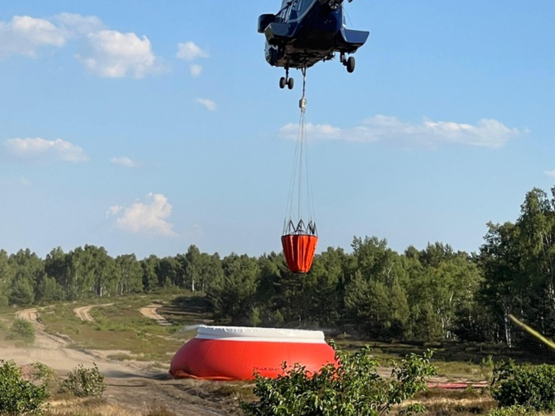 BPOLD 11: Erneute Unterstützung aus der Luft: Bundespolizei bei Brandbekämpfung bei Jüterbog - Foto: presseportal.de