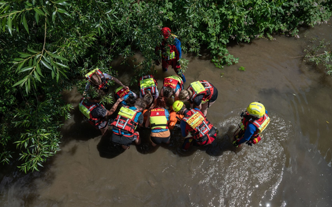 POL-NOM: Blaulicht-Action-Day 2025 begeistert mit spektakulĂ€ren Ăbungen und starken Botschaften - Foto: presseportal.de POL-NOM: Blaulicht-Action-Day 2025 begeistert mit spektakulĂ€ren Ăbungen und starken Botschaften - Foto: presseportal.de