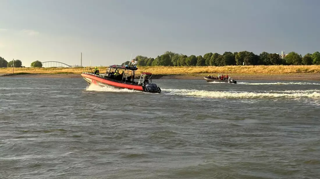 FW-NE: Kind im Rhein vermisst | Umfangreiche Suchmaßnahmen bleiben erfolglos - Bild: presseportal.de