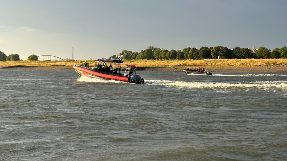 FW-NE: Kind im Rhein vermisst | Umfangreiche Suchmaßnahmen bleiben erfolglos - Foto: presseportal.de