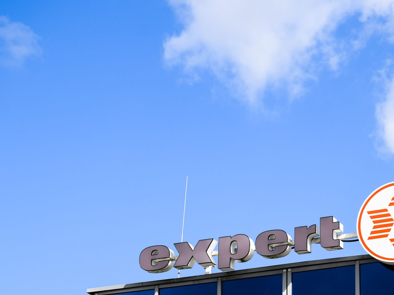 Expert-Vorstand Müller treibt die Neuausrichtung und Digitalisierung des Unternehmens voran. - Foto: Julian Stratenschulte/dpa