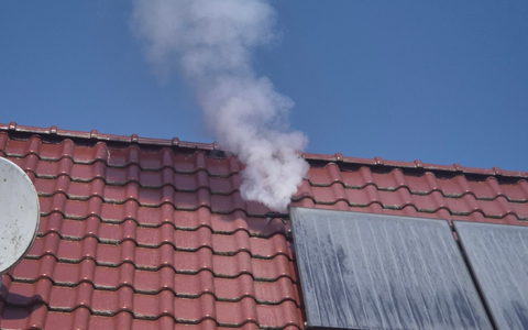 FW-AUR: Feuer an Solarmodul vermutet - Foto: presseportal.de