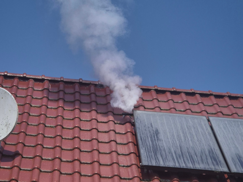 FW-AUR: Feuer an Solarmodul vermutet - Foto: presseportal.de