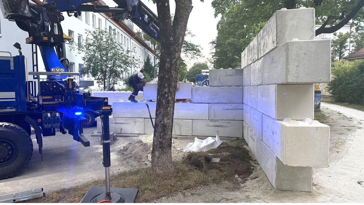 FW-M: Weltkriegsbombe erfolgreich entschärft (Schwabing) - Foto: presseportal.de