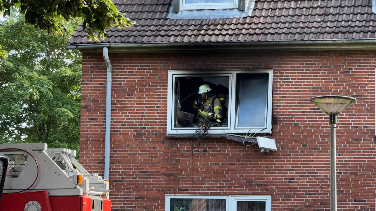 FW-SE: Wohnungsbrand mit verletzter Person in Bad Bramstedt - Foto: presseportal.de