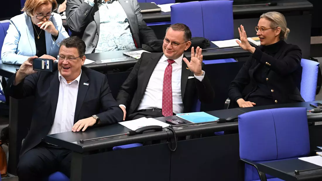 Die AfD ist offen für Gespräche mit dem BSW - und umgekehrt. - Bild: Bernd von Jutrczenka/dpa
