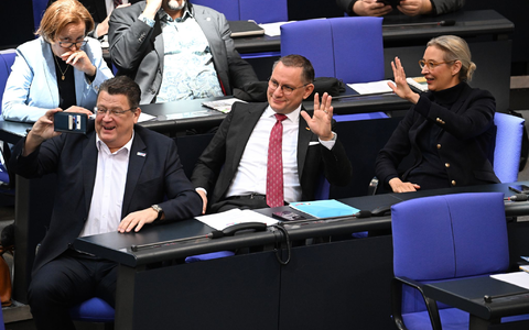 Besonders AfD-Abgeordnete sind in der Vergangenheit durch einen rauen Ton im Parlament aufgefallen. (Archivfoto) - Foto: Bernd von Jutrczenka/dpa Besonders AfD-Abgeordnete sind in der Vergangenheit durch einen rauen Ton im Parlament aufgefallen. (Archivfoto) - Foto: Bernd von Jutrczenka/dpa