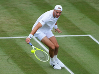 Konzentriert zum Sieg: Iga Swiatek - Foto: Kirsty Wigglesworth/AP/dpa