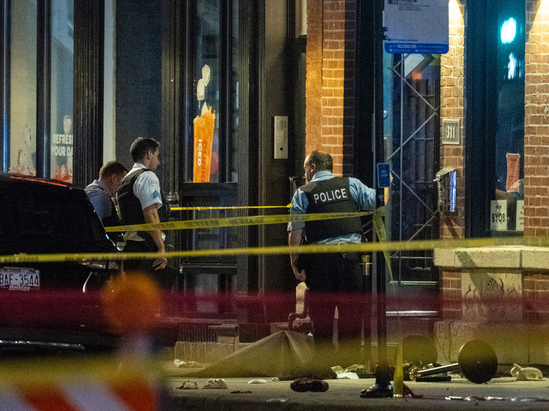 Vor einem Nachtclub in Chicago sind tödliche Schüsse gefallen.  - Foto: Tyler Pasciak LaRiviere/Chicago Sun-Times/AP/dpa